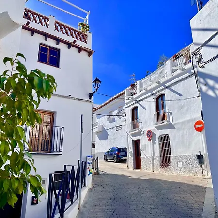 Pensionat Casa Alfar Con Terrazas Unicas En El Casco Antiguo