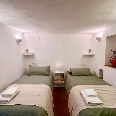 Casa Alfar Con Terrazas Unicas En El Casco Antiguo *